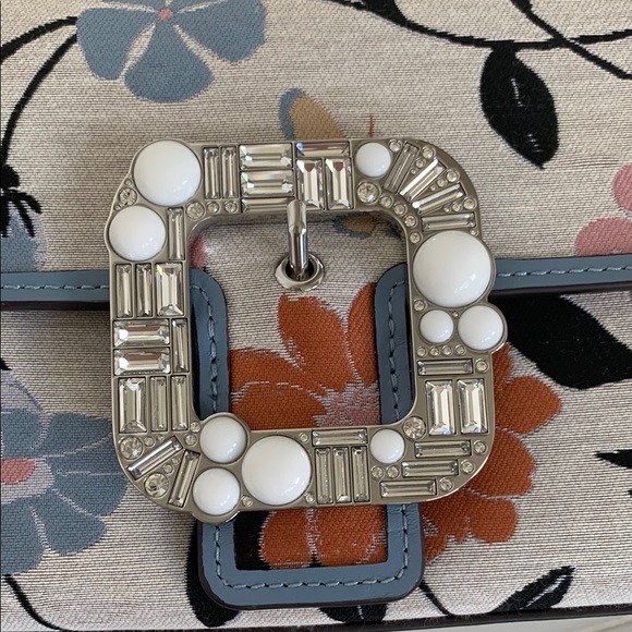 Kate Spade Mini Lovitt Floral jacquard crossbody Bag with jeweled buckle - Picture 3 of 9